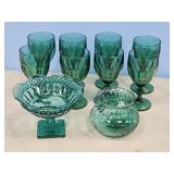 EMERALD GREEN GLASS COMPOTE, 8 GOBLETS