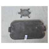 CAST IRON GRIDDLE AND TURTLE TRIVET