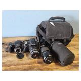 KODAK & SONY CAMERAS IN CARRYING BAG/EXTRA LENS