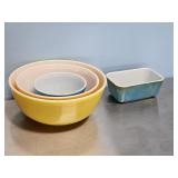 NEST OF PYREX BOWLS & BLUE FRIDGE DISH