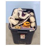 LARGE TOTE WITH WINNIE POOH/BEARS & OTHER