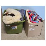 BEDDING/ALPACA PILLOW/CROCHETED THROWS