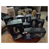 Avon nativity collection - The Inn Keeper