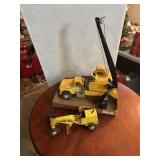 Tonka grader & Nylint tin crane - made in USA