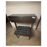 Magnus organ w stool - model 21-1787