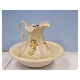 RED LETTER RSPRUSSIA PITCHER W/BOWL