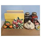 WALL POCKET, FLORIDA SALT & PEPPER