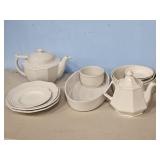 WHITE TEA POT & COFFEE POT, HALL SOUFLE DISH/PLATE