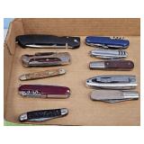 10 POCKET KNIVES
