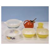 3  PYREX DISHES & CREAMER & FIRE KING FRUIT PATTER