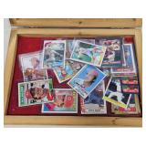 WOOD CASE W/CINCINNATI REDS CARDS