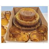 AMBER TIARA DISH SET