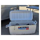 IGLOO COOLER & CONTENTS OF HAND LAWN TOOLS