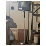 LED LIGHT FLOOR LAMP