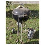 WEBER CHARCOAL GRILL