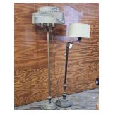 2 FLOOR LAMPS WITH DECO SHADES