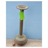 EARLY BRASS SPITTOON/CIG. BUTT-EARLY C-I BASE