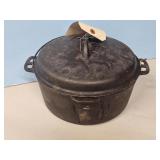 FLAT BOTTOM C-I DUTCH OVEN W/LID-WAGONER