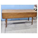 MAPLE DROP LEAF HARVEST TYPE TABLE