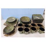 (2) 16PC BOXES GREEN GIBSON DINNERWARE & SERVING