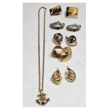 14KGP CHAIN W/ANCHOR AND EAR RINGS