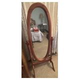 Oval mirror on stand 60Tx25W