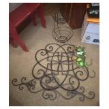Wall metal art  hangers & basket
