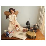 House decor angle & elephant & basket