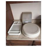 Tupperware serving treys & 5 lunch treys