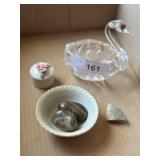 Jewelry dishes & stones & broken Indian arrow head