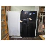 UPRIGHT FREEZER & SIDE BY SIDE REFRIG. FOR SCRAP