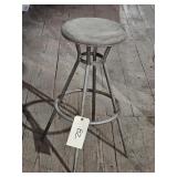 SHOP STOOL