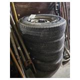 SET OF JEEP 15 INCH TIRES