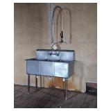 STAINLESS STEEL 3 WELL SINK W/FAUCET - ONLY 3 LEGS