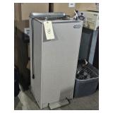 ELKAY NEW DRINKING FOUNTAIN