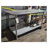 STAINLESS STEEL TABLE