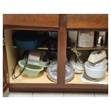 CONTENTS OF LOWER CUPBOARDS - PYREX PORTABLE,