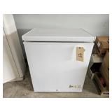 GE CHEST FREEZER 5 CU FT