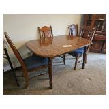 MAPLE EXTENSTION TABLE WITH LEAF AND 6 CHAIRS
