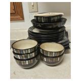 SONOMA DISHES AND BOWLS