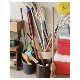 BUCKETS/BROOMPUSH BROOM/WATER CAN/DUST PAN