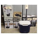 3-HAMILTON BEACH COFFEE MAKERS & 3-AIR POTS