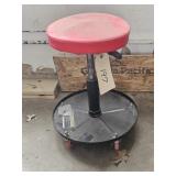 ROLL AROUND SHOP STOOL