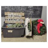MODERN MERRY CHRISTMAS SIGN-WREATH, GARLAND LIKE