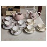 TEA POTS & CUPS & SUACIERS