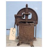 VINTAGE C-I SAUAGE PRESS-NON-WORKING HAS BEEN USED