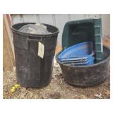 ROUND PLASTIC FEEDER W/OVER THE GATE &