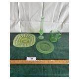 Uranium glass Kellog measuring cup and