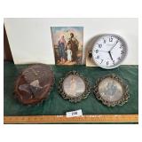 Blue boy & pink girl pictures, clocks