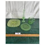 Uranium glass Kellog measuring cup and